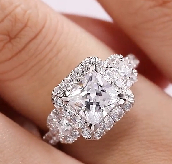 Chiccarine's Diamonds & Jewelry, Collegeville