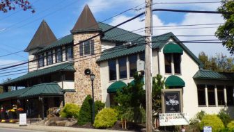 Former DaVinci's Pub building in Collegeville Borough