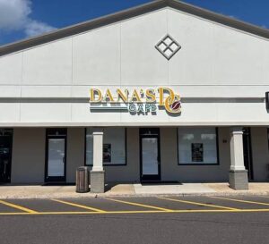 Dana's Cafe, exterior view